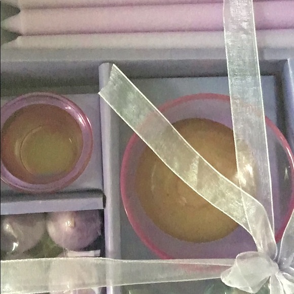 29 Piece Boxed Purple Candle and Holder Set - Picture 5 of 5